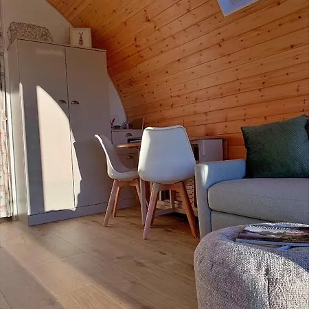 Chalet Hundle Dale York